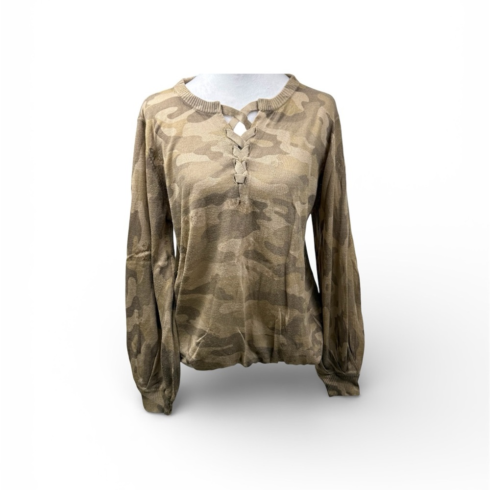 Democracy Beige Camo Criss-Cross Neckline Long Sleeve Knit Top Banded Hem Size L - Picture 3 of 12